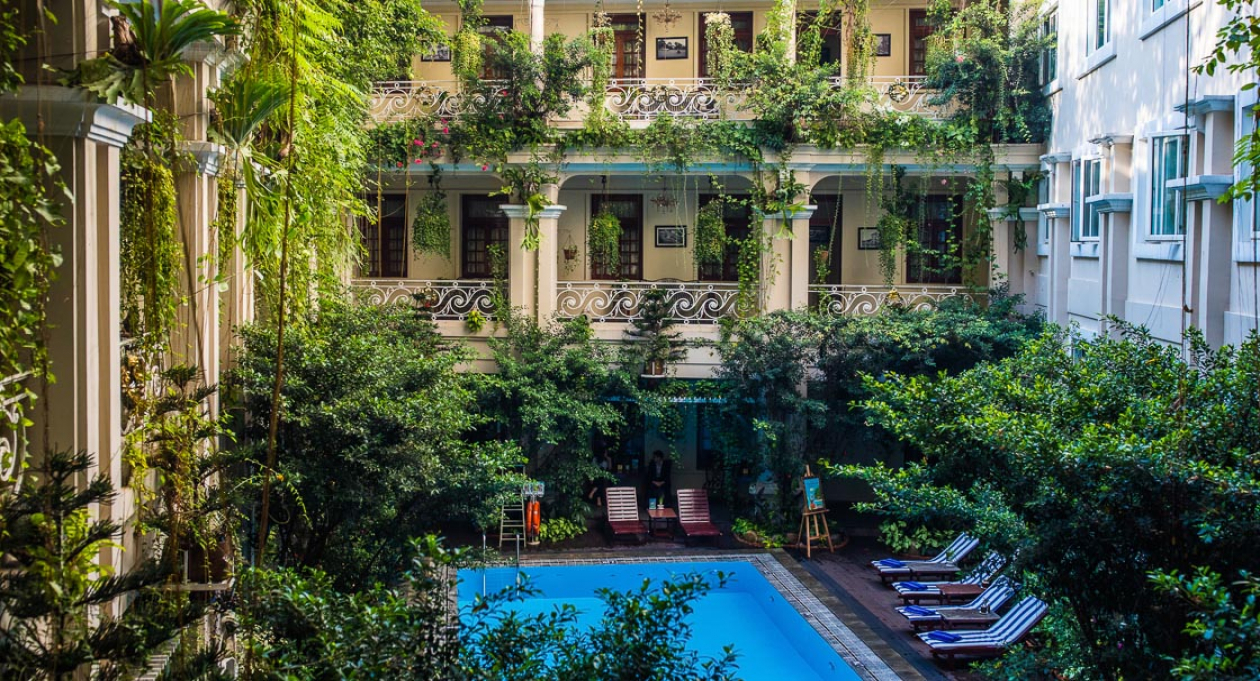 Historic stays at Hotel Grand Saigon | Vietnam Tourism